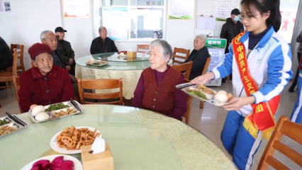 博山區(qū)白塔鎮(zhèn) 長者食堂引領(lǐng)養(yǎng)老服務(wù)新升級